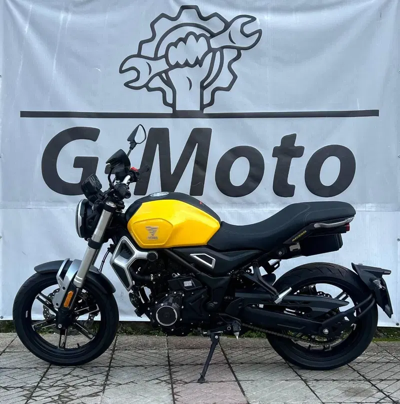 Voge Trofeo 350AC (2022 - 26) (2)