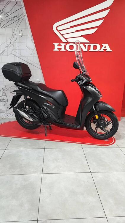 Honda SH 150i Sport (2022 - 25) (2)