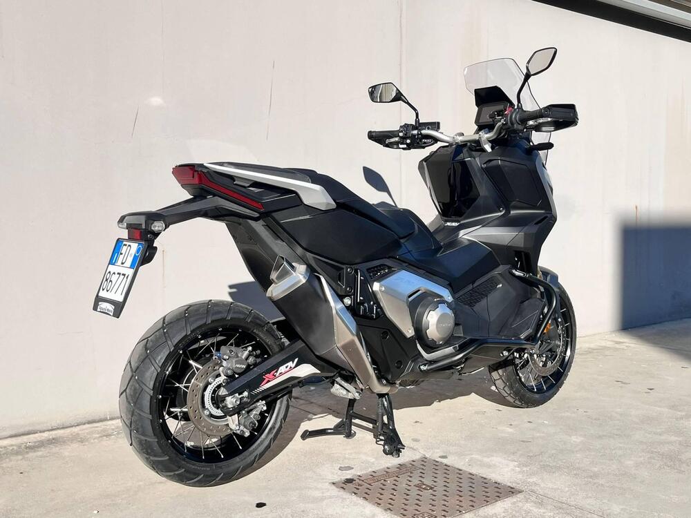 Honda X-ADV 750 DCT (2021 - 24) (4)