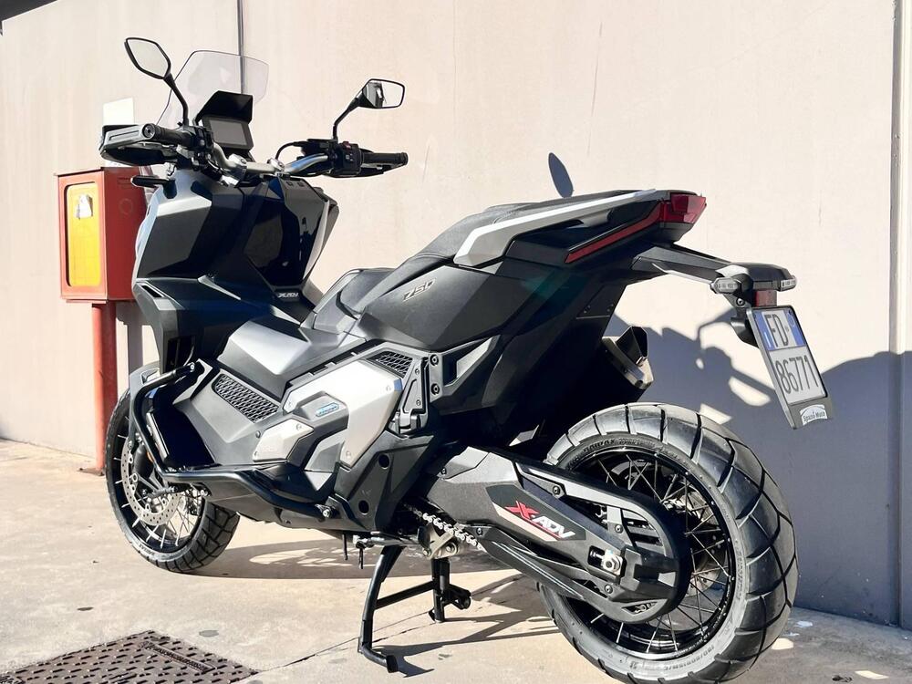 Honda X-ADV 750 DCT (2021 - 24) (5)