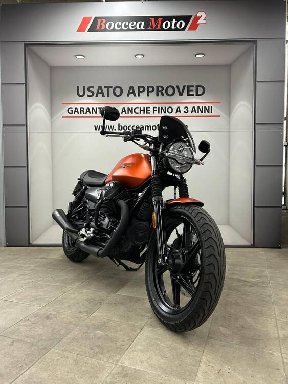 Moto Guzzi V7 Stone Centenario (2021 - 22) (5)