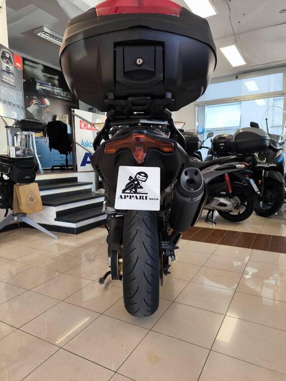 Yamaha T-Max 560 Tech Max (2022 - 24) (5)