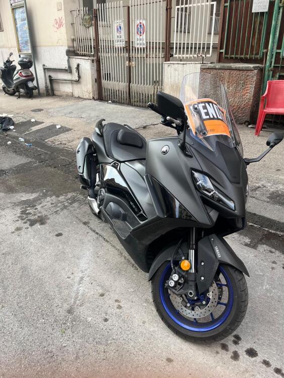 Yamaha T-Max 560 (2022 - 24) (3)