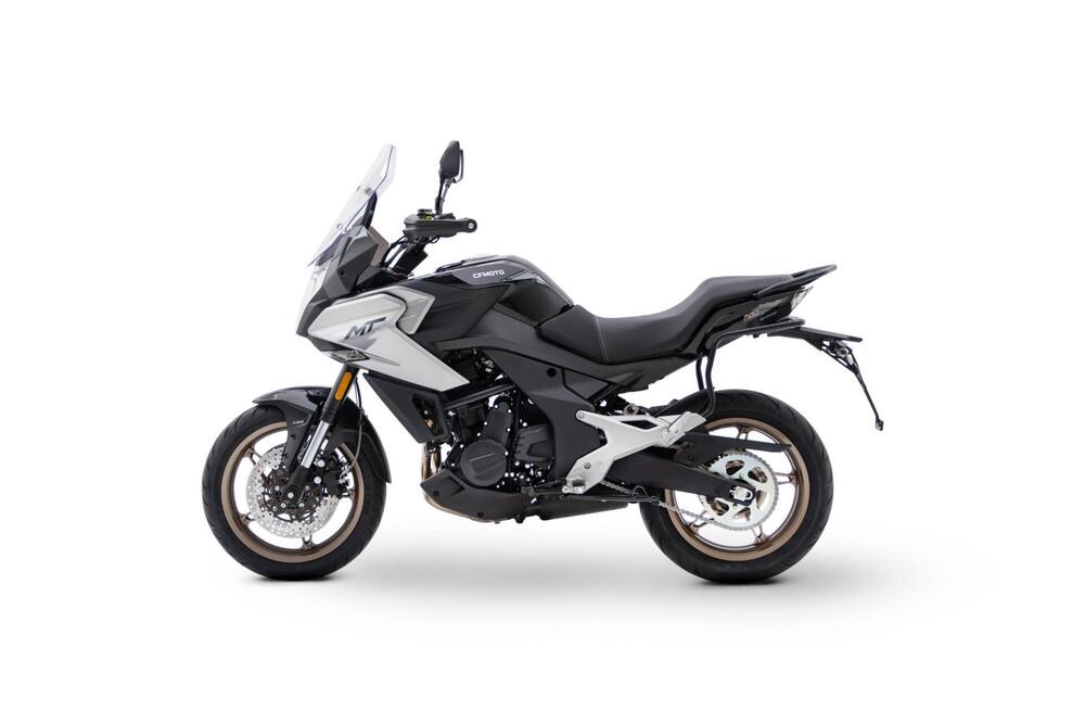 CFMOTO 700MT (2024 - 25)