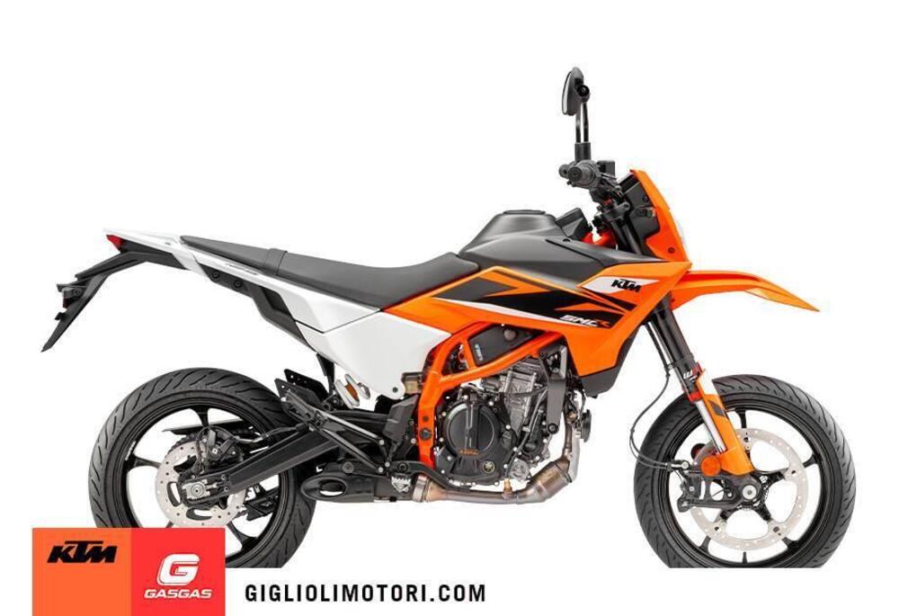 KTM 125 SMC R (2025)