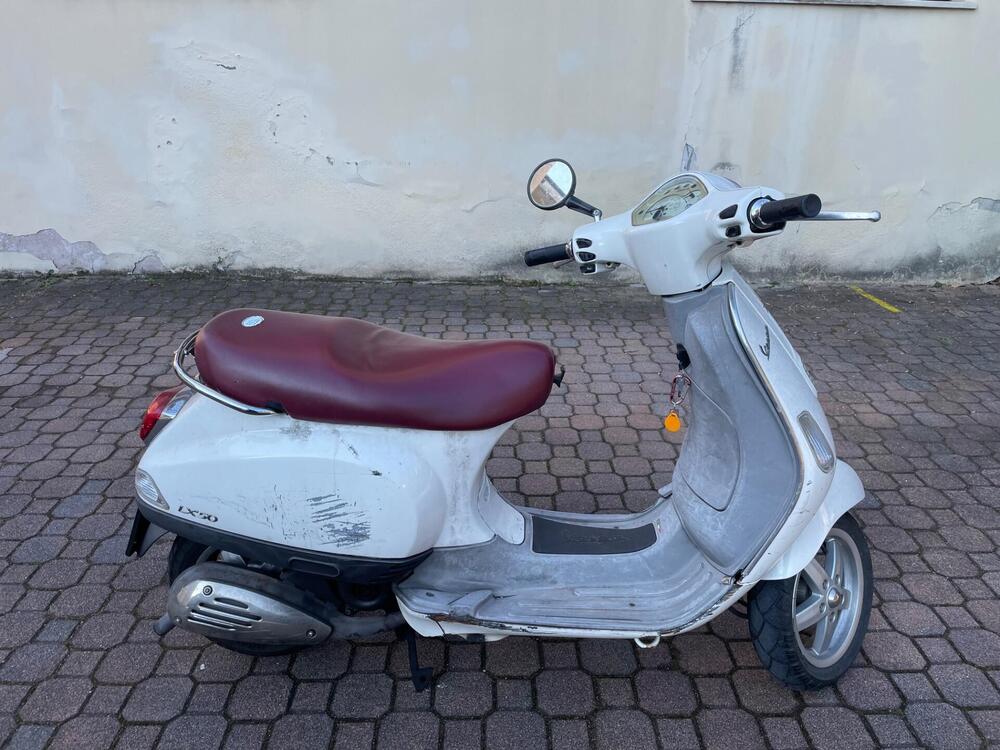 Vespa LX 50 2T (2009 - 14) (4)