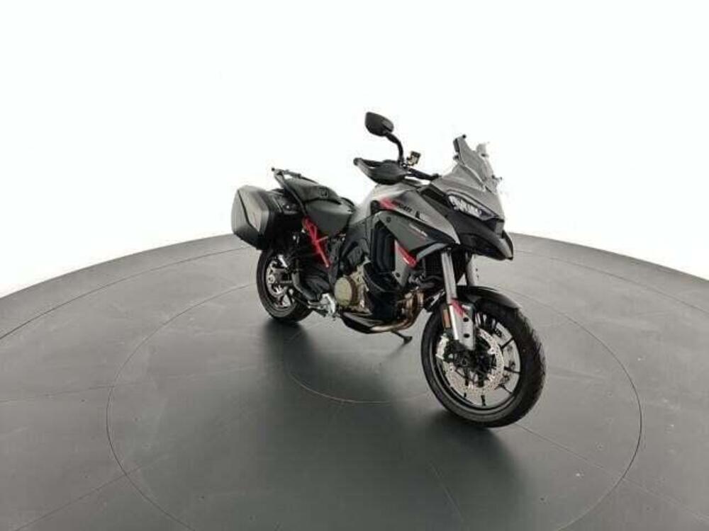 Ducati Multistrada V4 S Grand Tour (2024) (3)