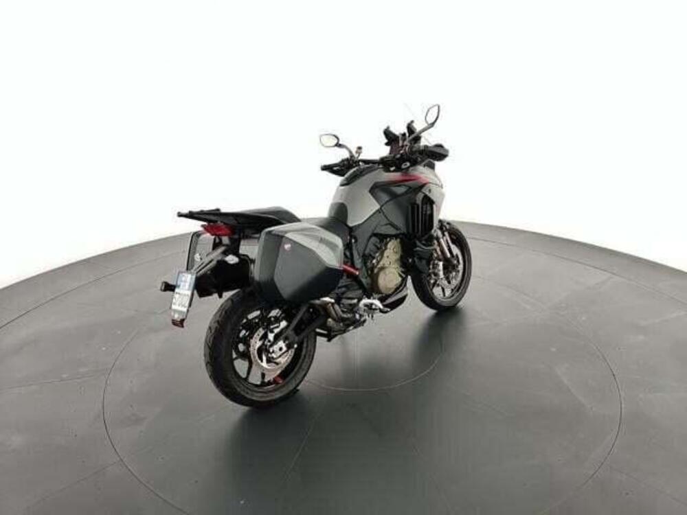 Ducati Multistrada V4 S Grand Tour (2024) (4)