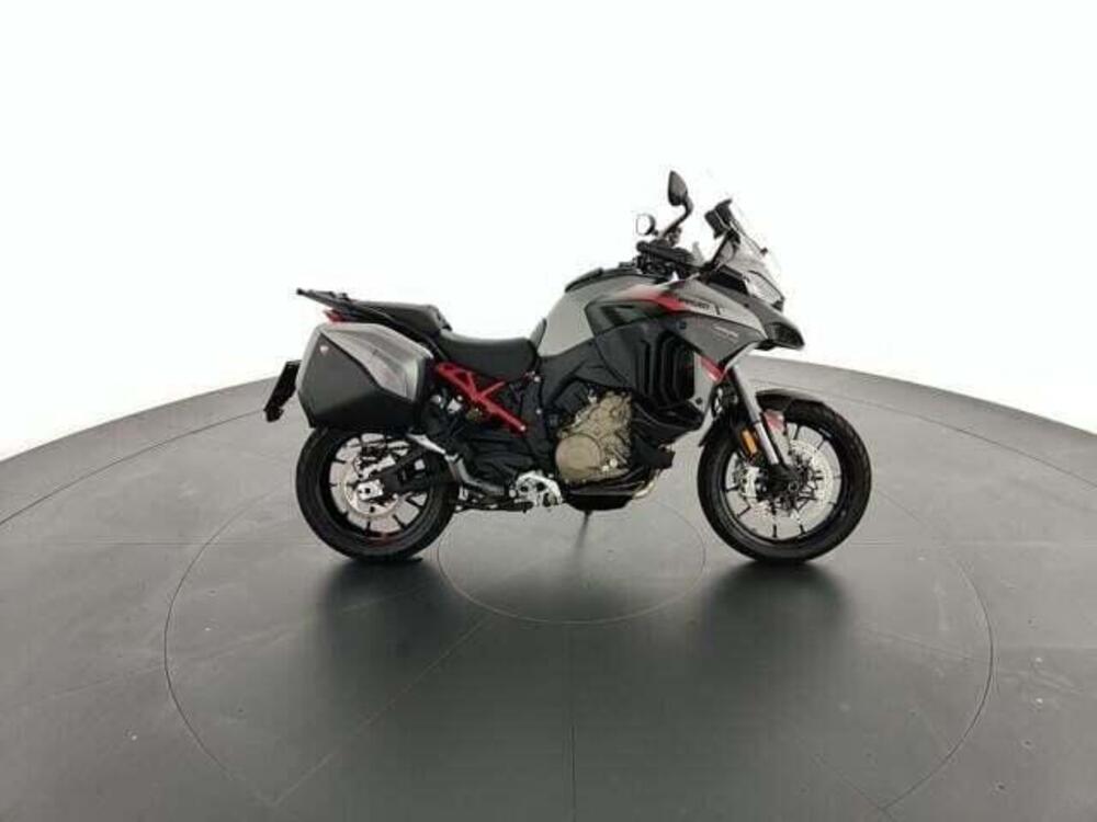 Ducati Multistrada V4 S Grand Tour (2024) (5)