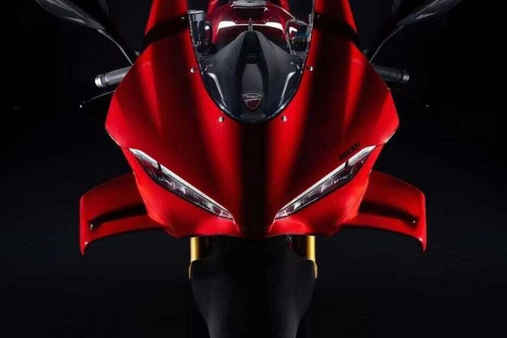 Ducati Panigale V4 S (2025) (3)