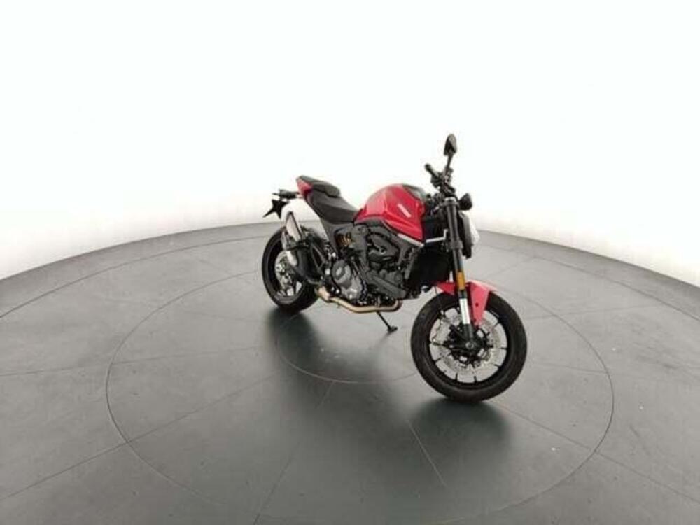 Ducati Monster 937 (2021 - 25) (3)