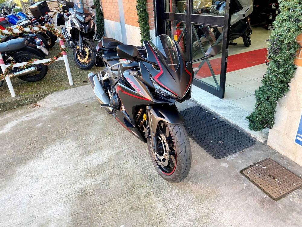 Honda CBR 500 R (2021) (2)