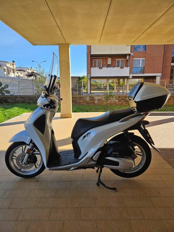 Honda SH 150 i (2017 - 19) (2)