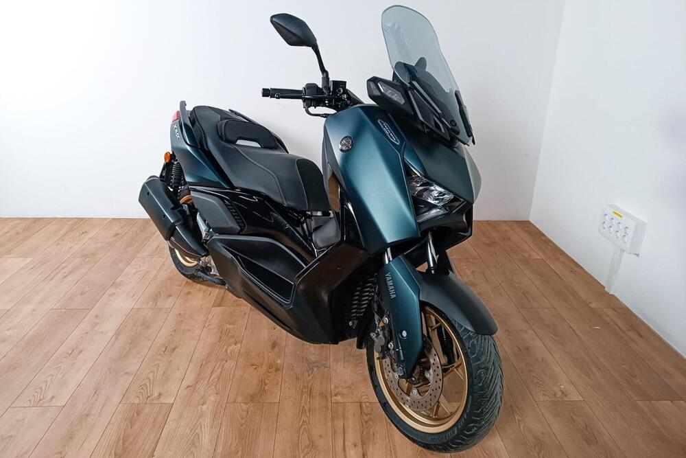 Yamaha X-Max 400 Tech Max (2020) (2)