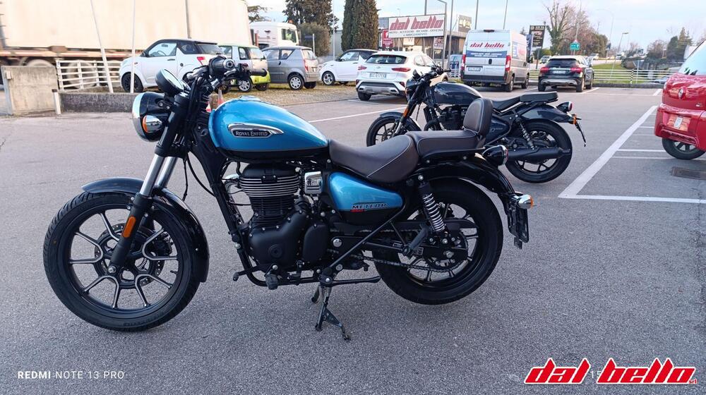 Royal Enfield Meteor 350 Supernova (2021 - 25) (3)