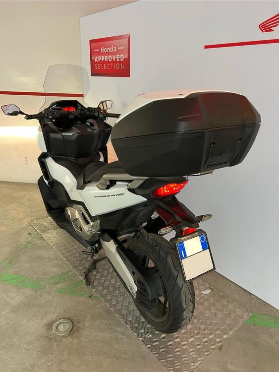 Honda Forza 750 DCT Urban (2021 - 24) (4)