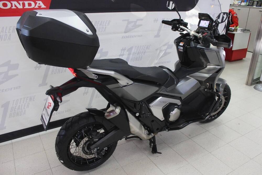 Honda X-ADV 750 DCT (2021 - 24) (2)