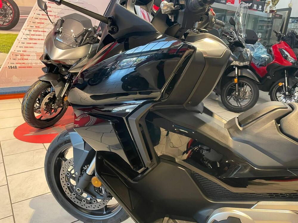 Honda Forza 750 DCT (2021 - 24) (2)