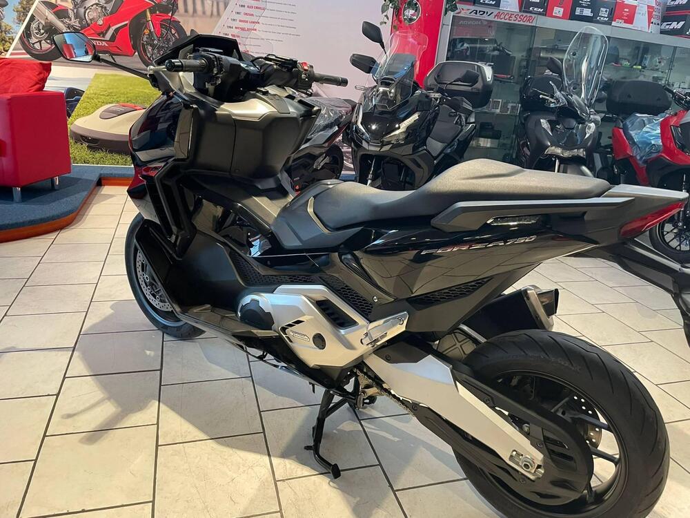 Honda Forza 750 DCT (2021 - 24) (3)