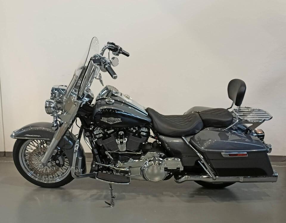 Harley-Davidson 107 Road King Classic (2019 - 20) - FLHRC