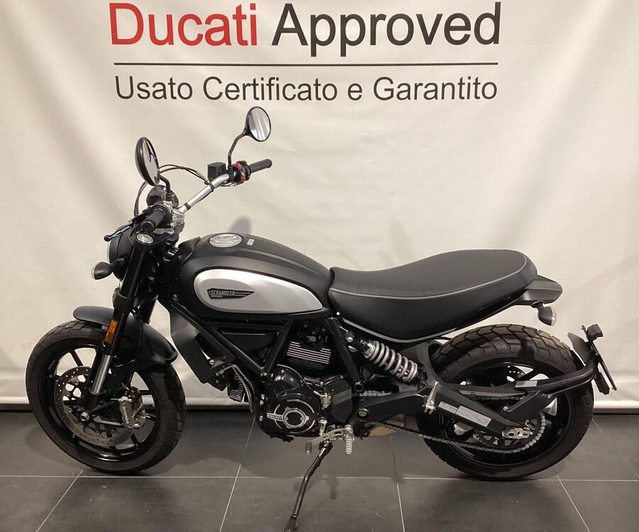 Ducati Scrambler 800 Icon Dark (2020) (3)