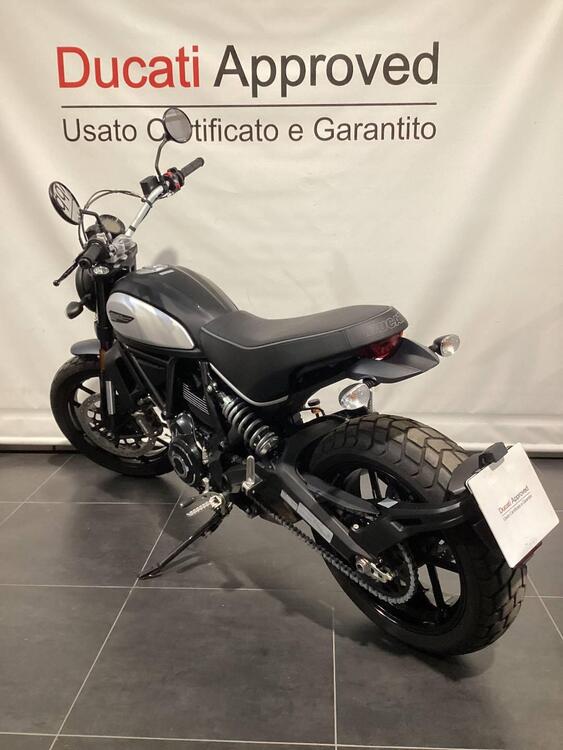 Ducati Scrambler 800 Icon Dark (2020) (4)