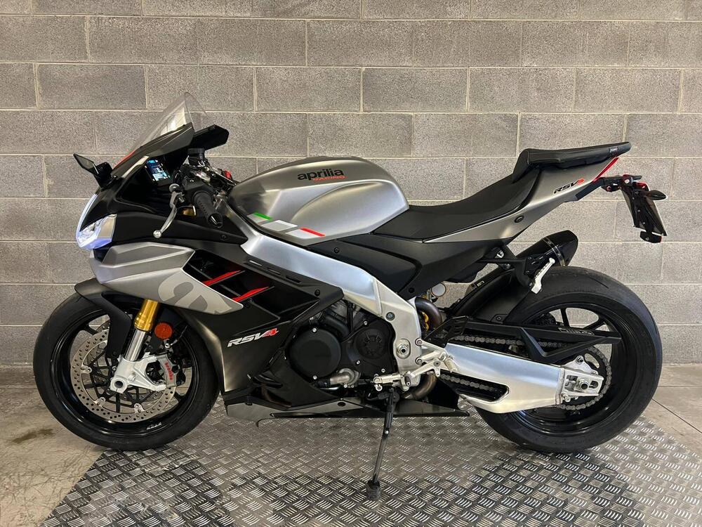 Aprilia RSV4 1100 (2021 - 24) (2)