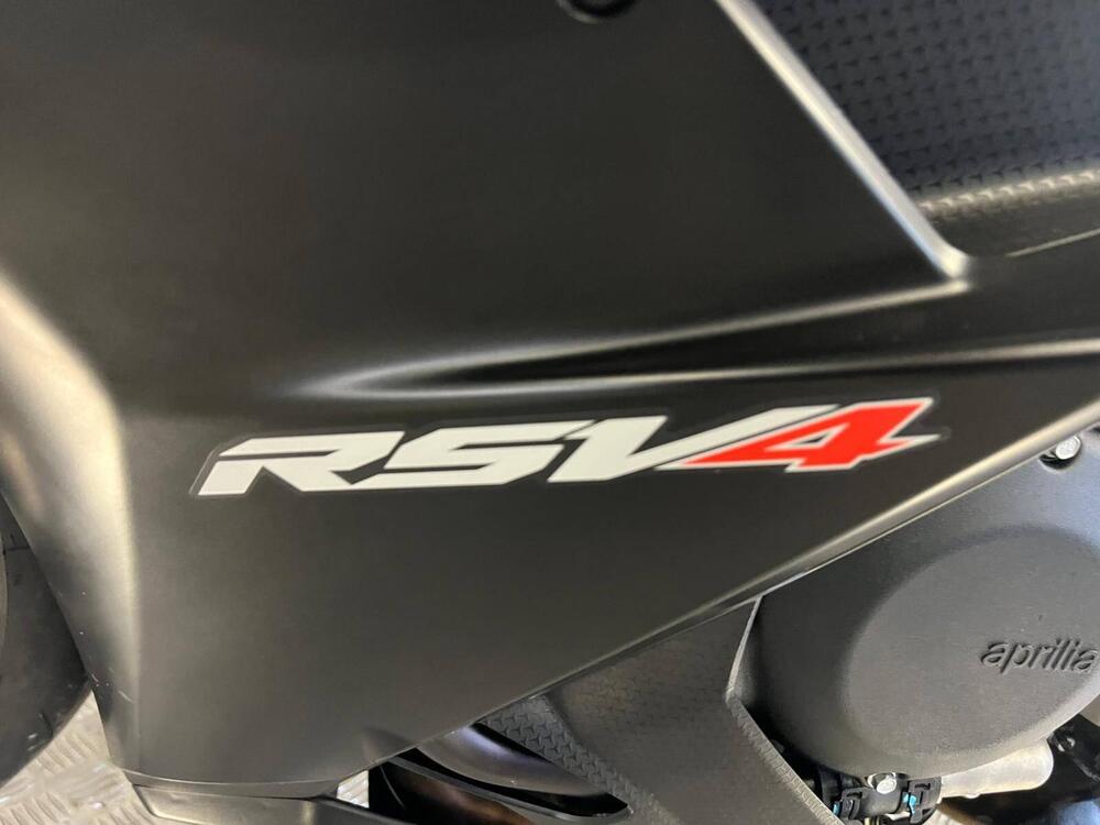 Aprilia RSV4 1100 (2021 - 24) (4)