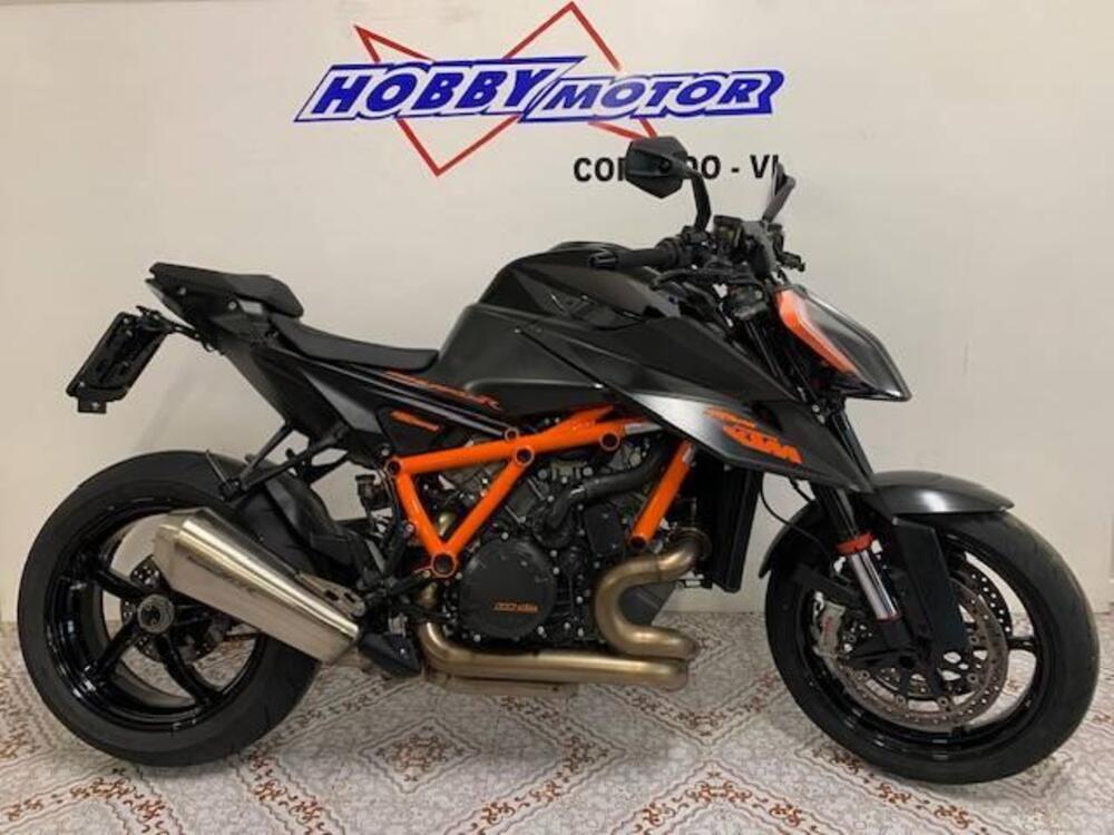 KTM 1290 Super Duke R (2020)