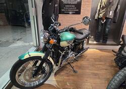 Triumph Bonneville 800 (2002 - 07) usata