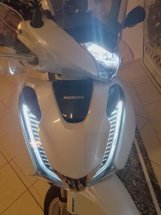 Honda SH 150 i (2017 - 19) (4)