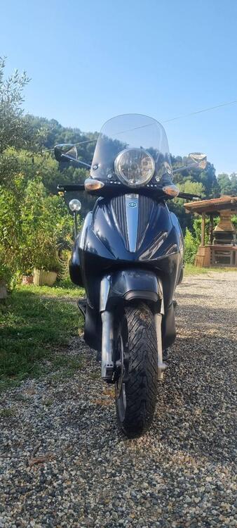 Piaggio Beverly 400 i.e. (4)