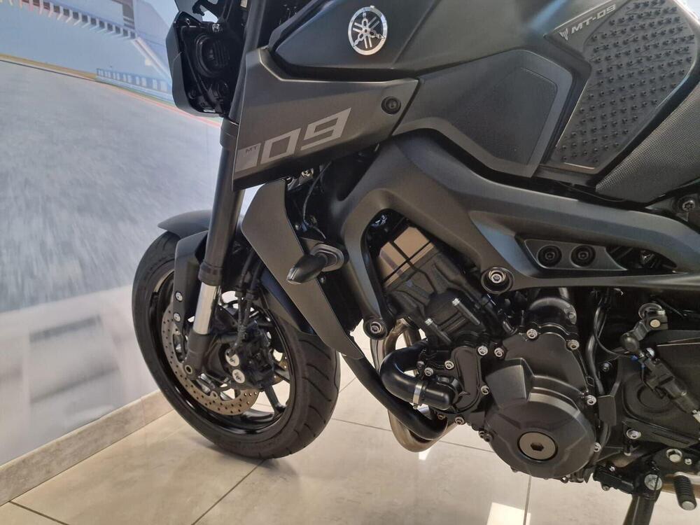 Yamaha MT-09 (2017 - 20) (5)