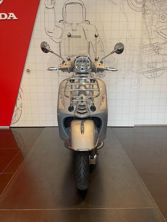 Vespa GTS 300 Hpe (2021 - 22) (4)