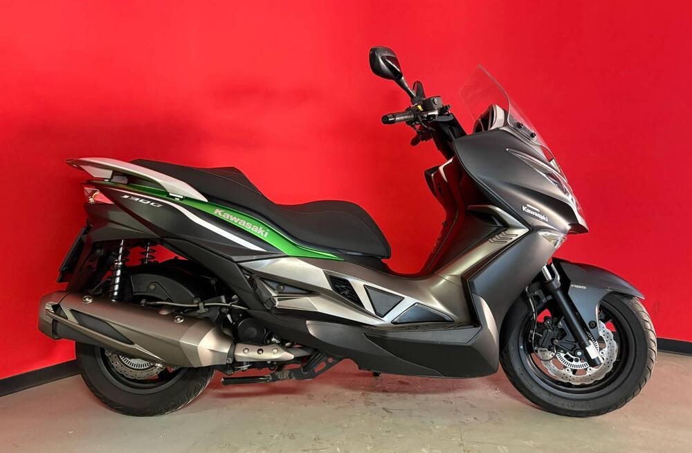 Kawasaki J 300 ABS (2014 - 16)