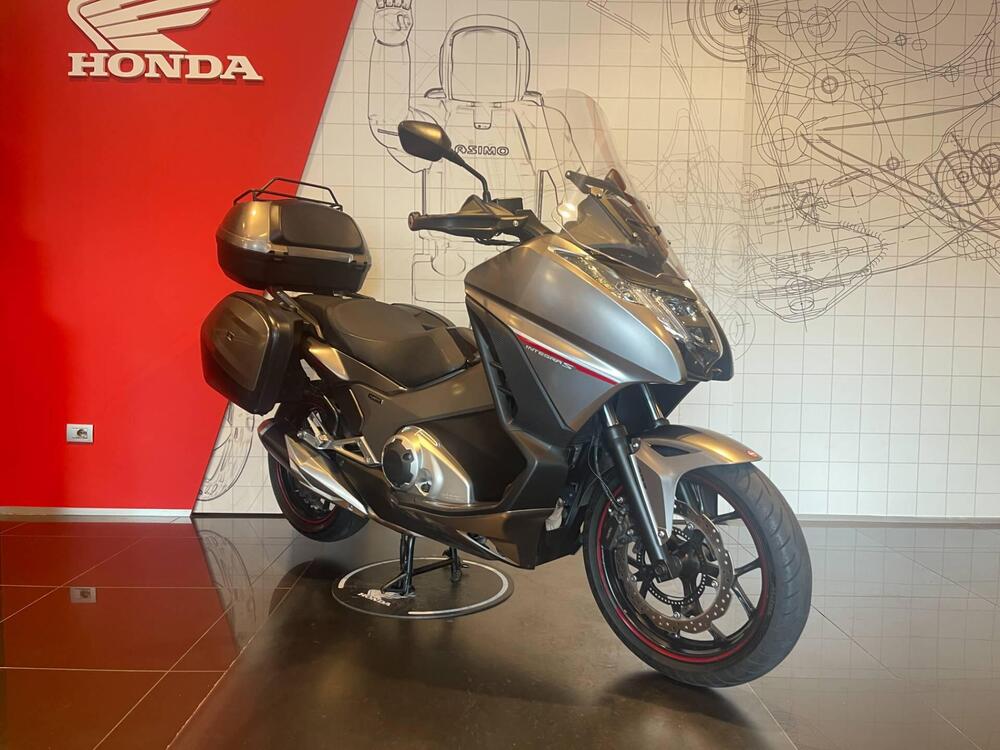 Honda Integra 750 DCT Sport (2017) (3)