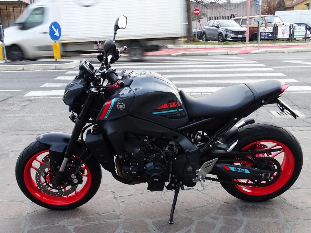 Yamaha MT-09 SP (2021 - 23) (3)