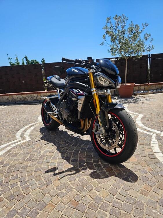 Triumph Speed Triple 1200 RS (2021 - 25) (4)