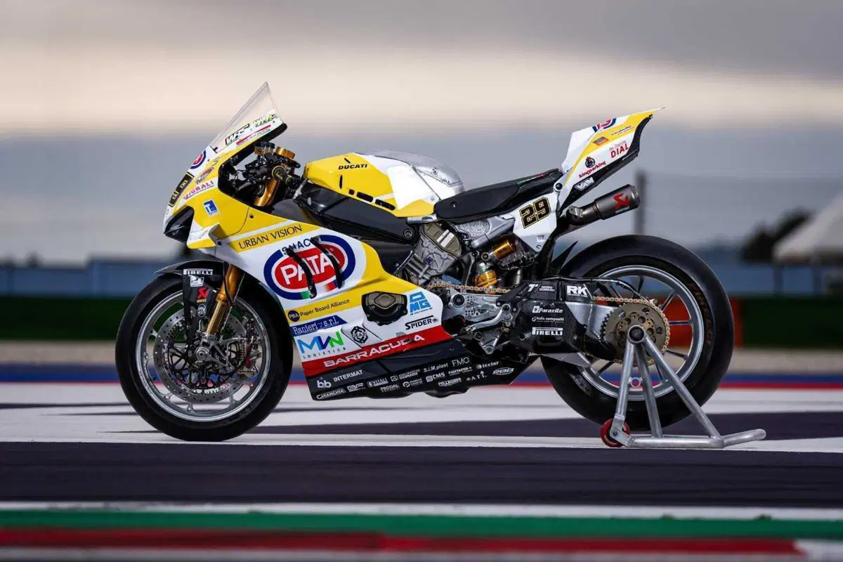 SBK 2025. Ecco la livrea della Ducati GoEleven di Iannone [GALLERY] (4)