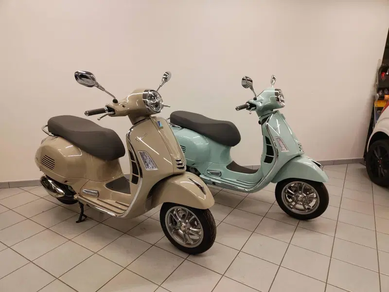 Vespa GTS 310 (2025 - 26) (2)