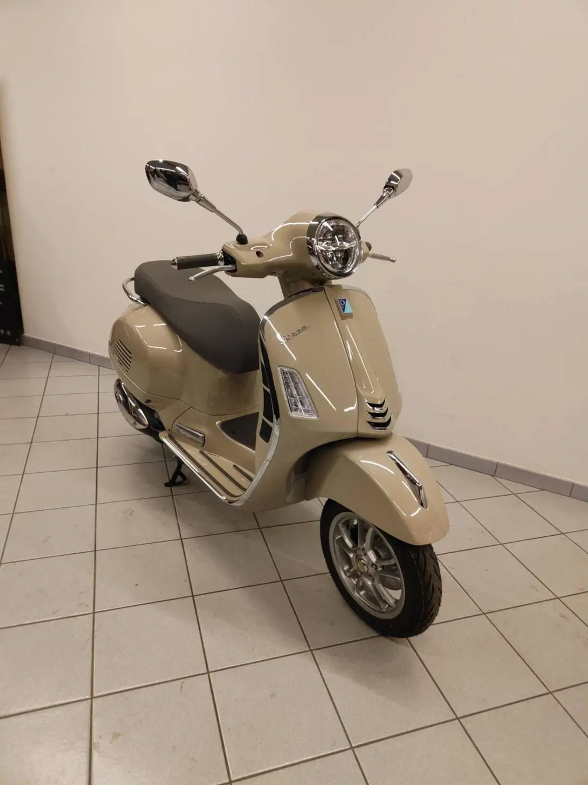 Vespa GTS 310 (2025 - 26) (9)