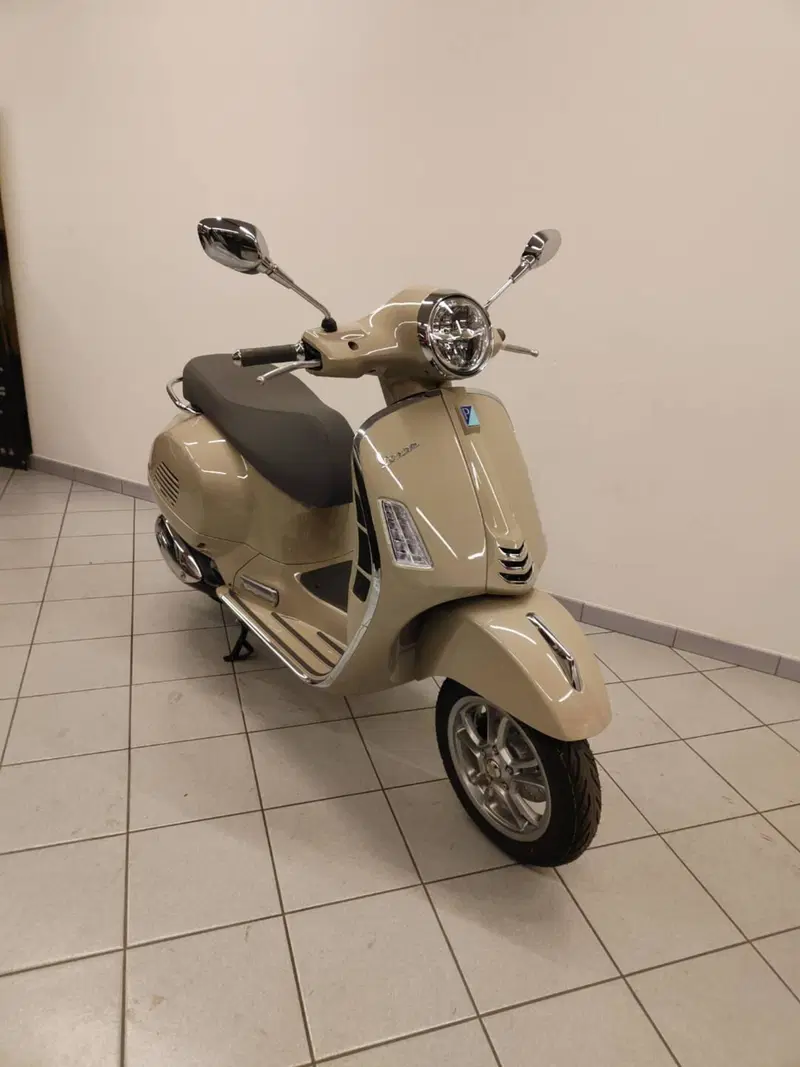 Vespa GTS 310 (2025 - 26) (9)