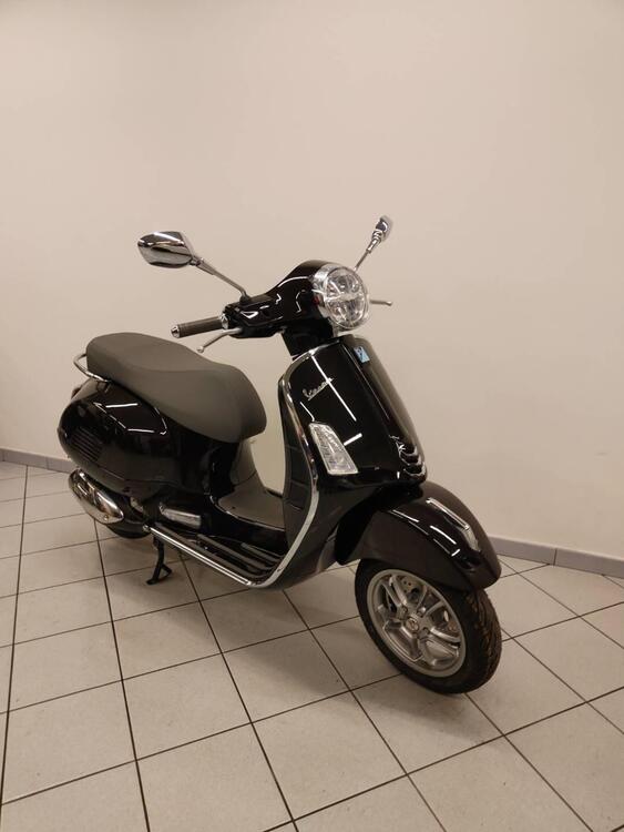 Vespa GTS 310 (2025) (2)