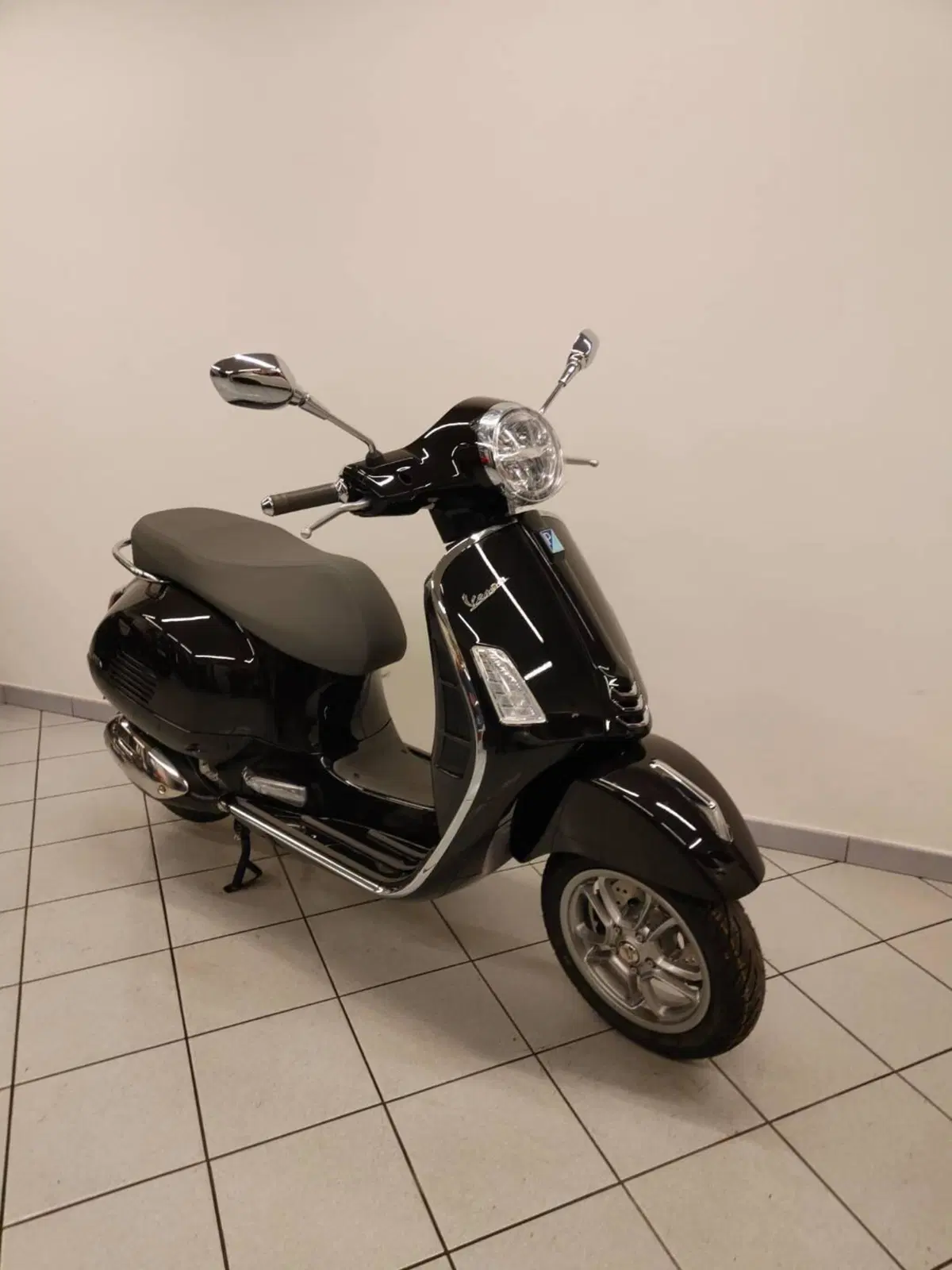 Vespa GTS 310 (2025 - 26) (2)