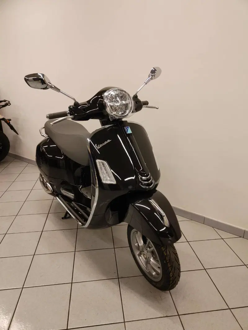 Vespa GTS 310 (2025 - 26) (3)