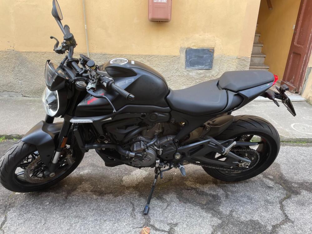 Ducati Monster 937 + (2021 - 25)