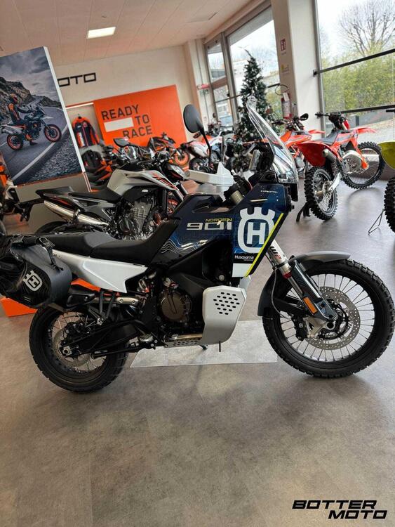 Husqvarna Norden 901 Expedition (2023 - 24) (2)