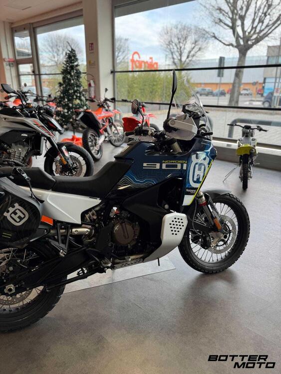 Husqvarna Norden 901 Expedition (2023 - 24) (5)