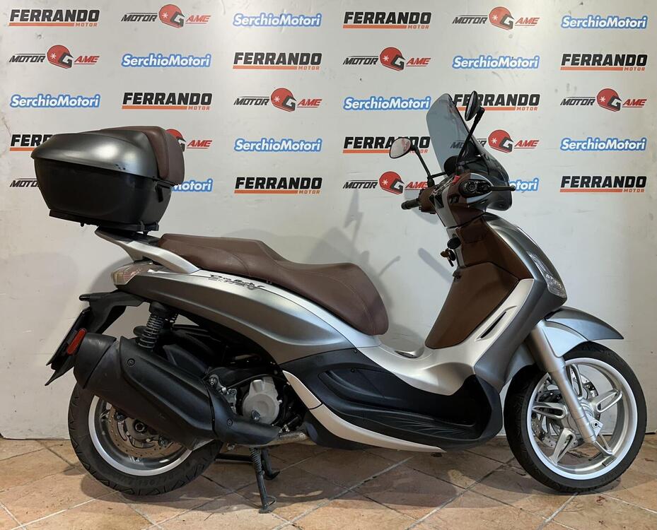 Piaggio Beverly 350 ABS (2016 - 20)