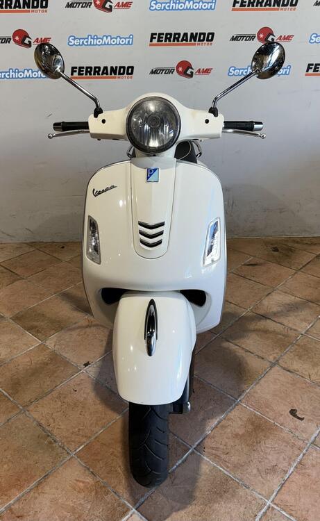 Vespa GTS 300 (2017 - 18) (4)